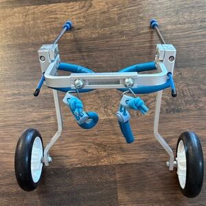 HobeyHove Adjustable Pet Mobility Walker